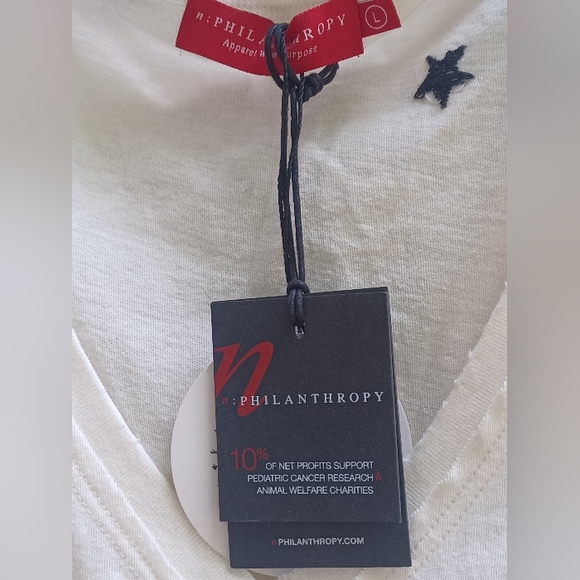Philanthropy Stars Tee - Picture 4 of 9